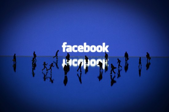 Facebook-interface-fan-page-timeline